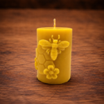 Bienenwachskerze Biene mit Wabe